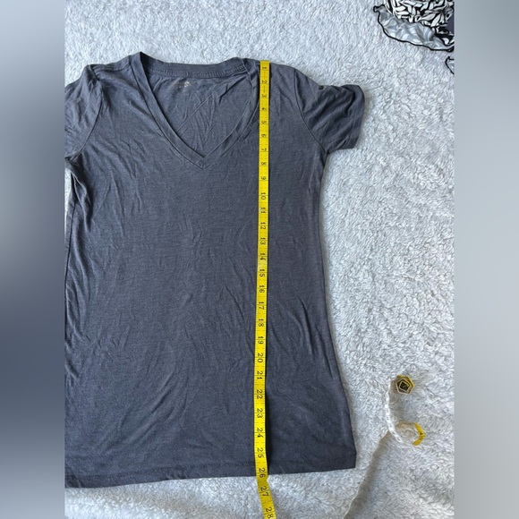 Arizona V neck Cotton Tee - Picture 2 of 6